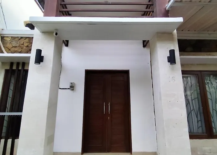 Royal Quiet 2br With Public Pool
