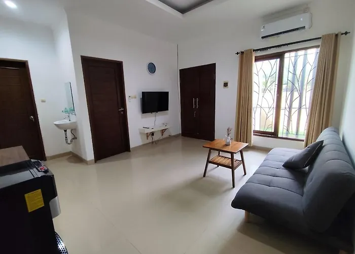 Royal Quiet 2br With Public Pool